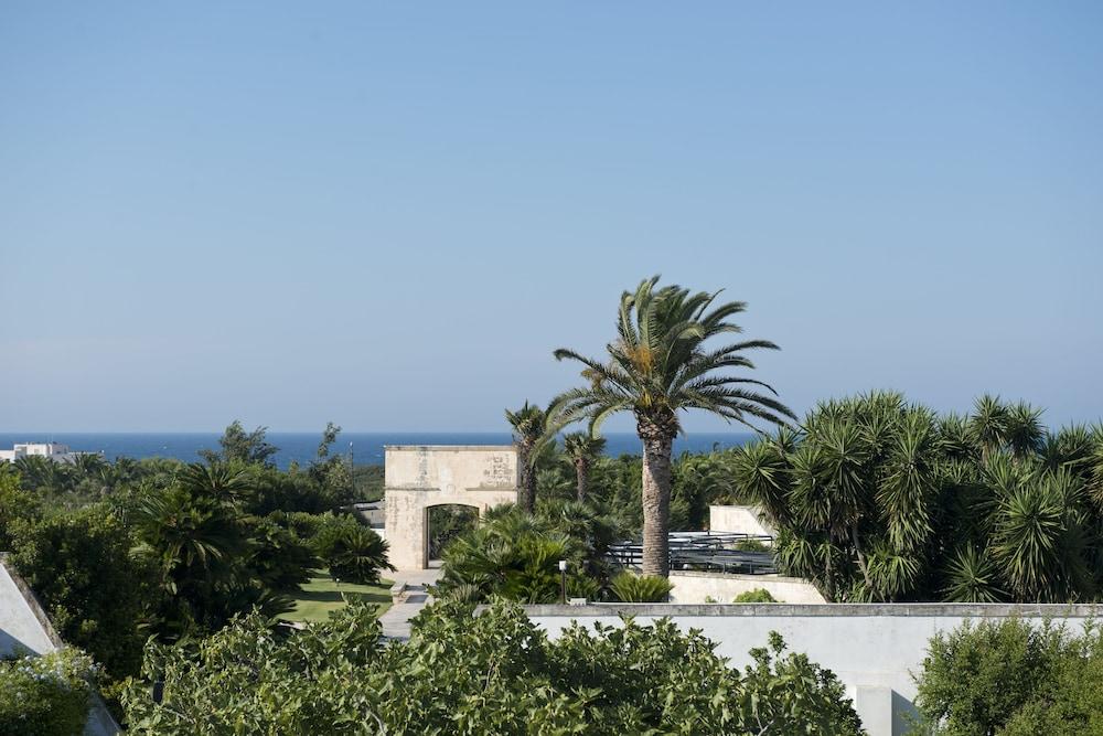 Grand Hotel Masseria Santa Lucia Ostuni Exterior foto