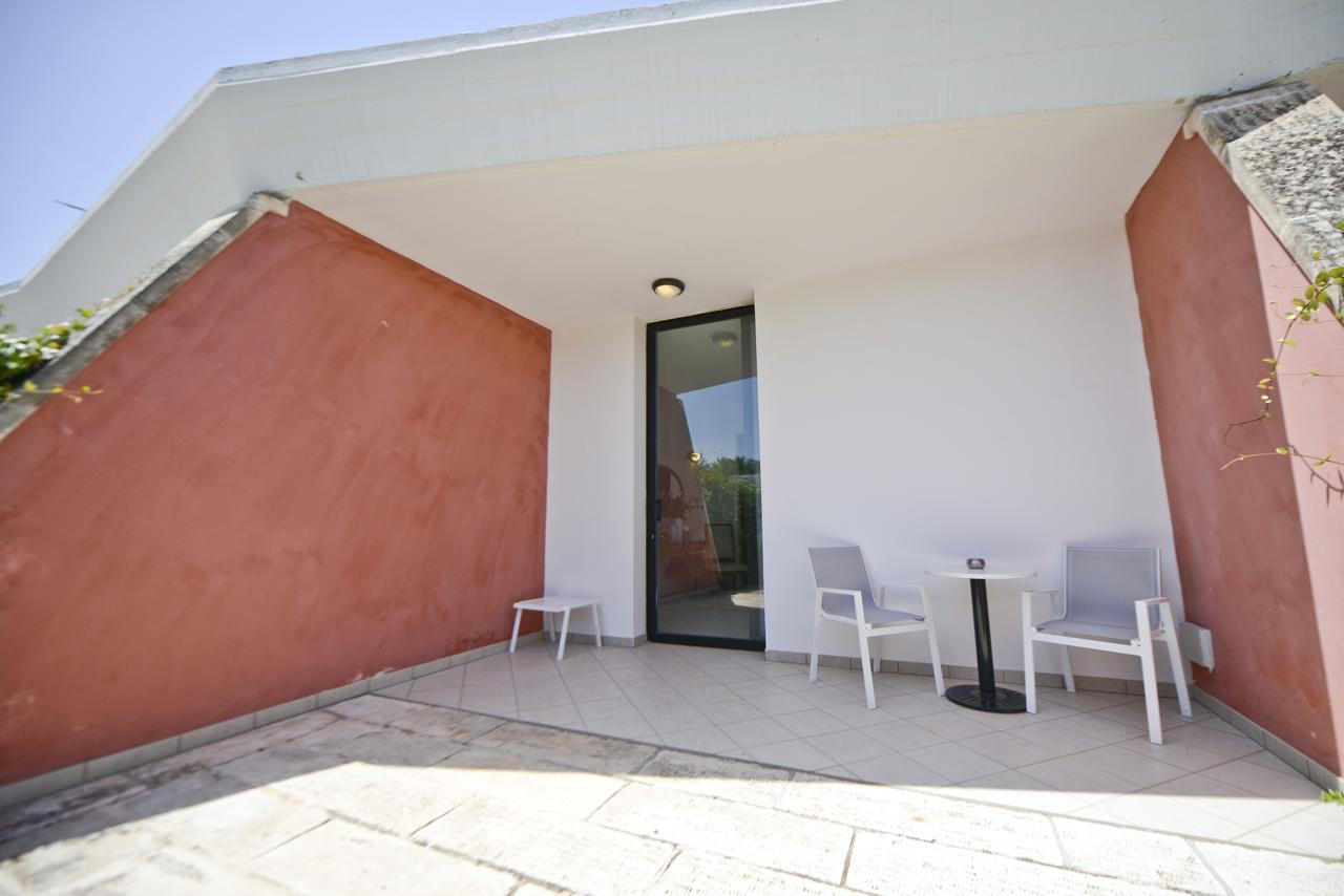 Grand Hotel Masseria Santa Lucia Ostuni Exterior foto